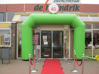 <h1>Opblaasbare entree</h1>